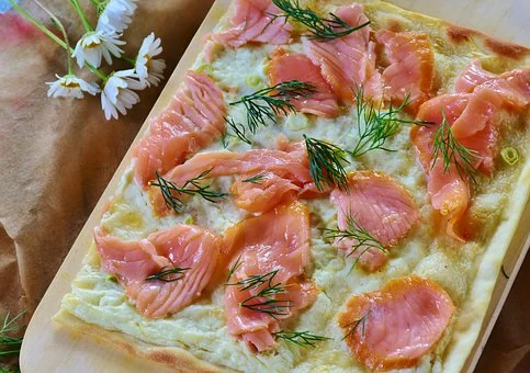 You are currently viewing 20 Mouthwatering Smoked Salmon Salad Recipes You Must Try